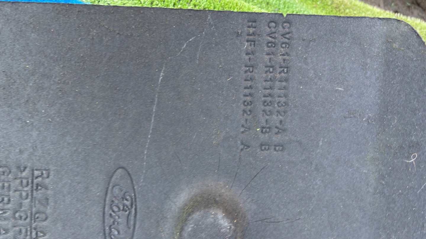 FORD FOCUS MK3 rechts Blende Abdeckung Unterfahrschutz abdeckung CV61-R11132-A DN1F