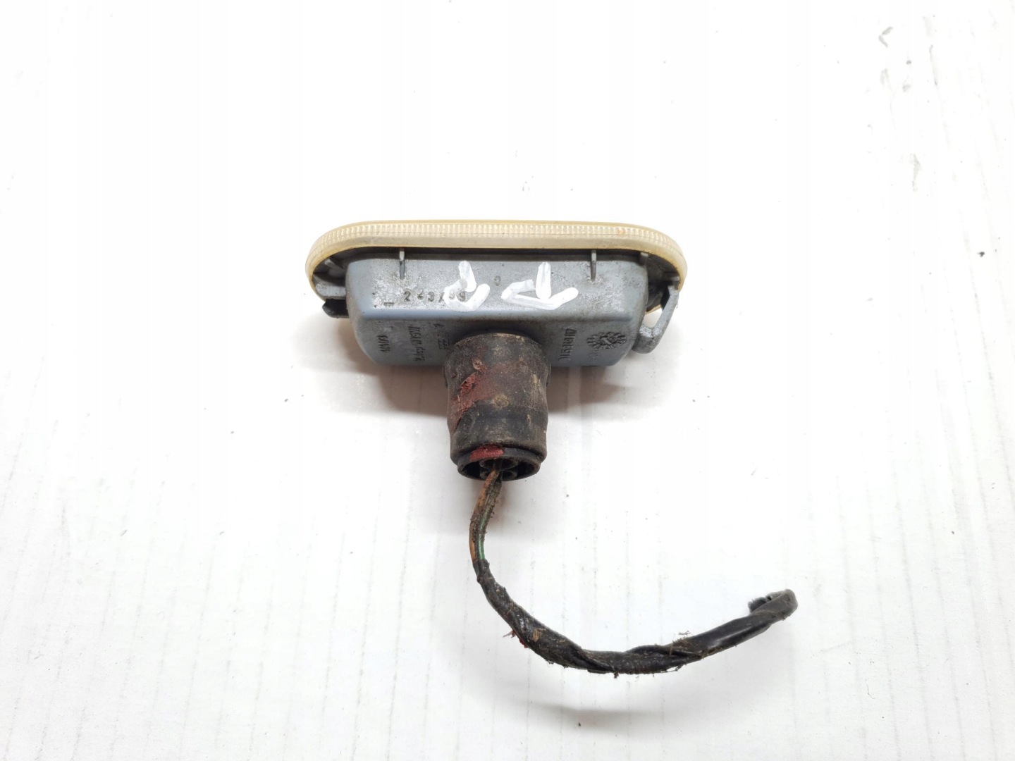 Indicateur de direction Aile VOLKSWAGEN GOLF IV 1J5949117