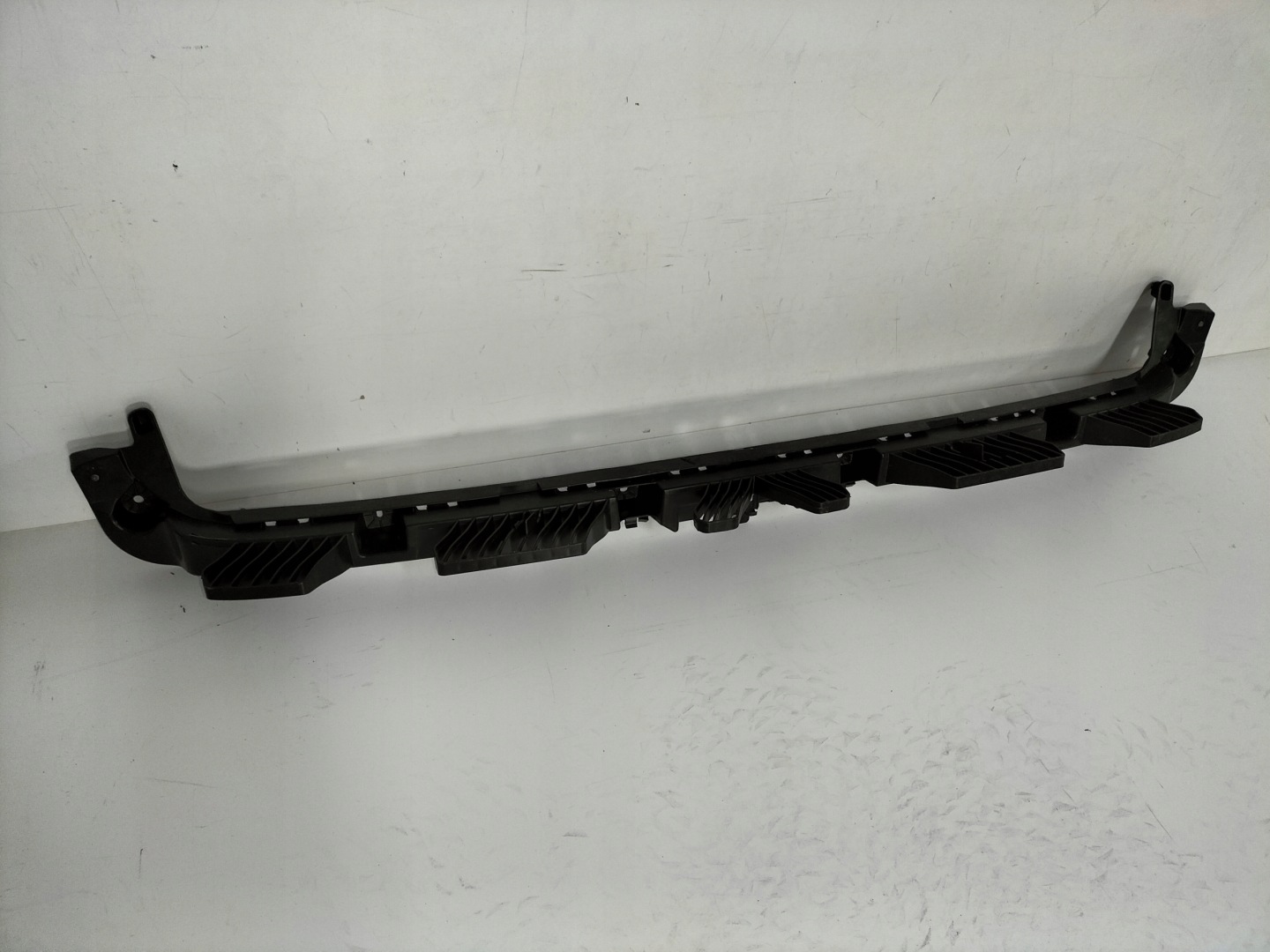 support console of a bumper rear part central VW TAOS 20