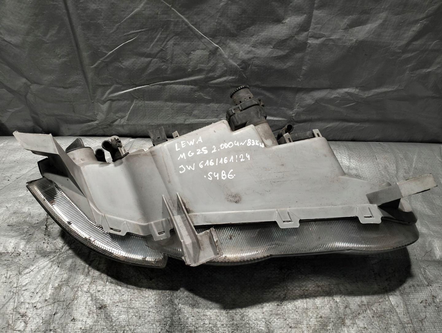 light REFLEKTOR left front MG ZS 2004r OE 40230748