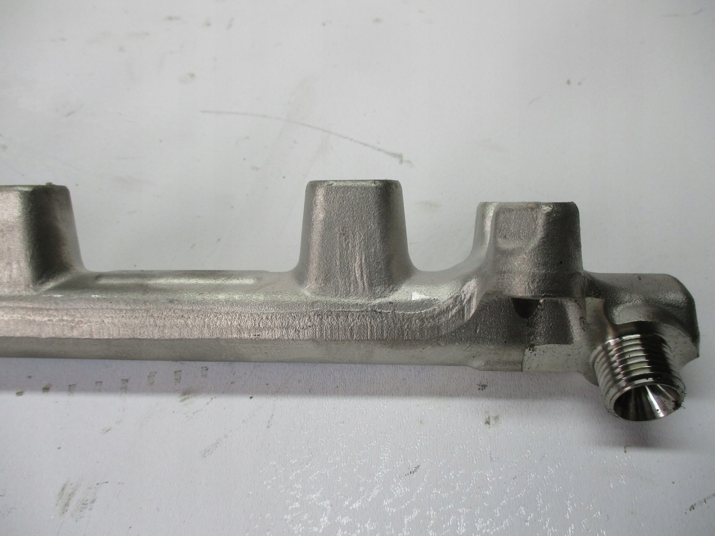 Rampe injection VW T-CROSS 2GM 1,0TSI 05C133320A