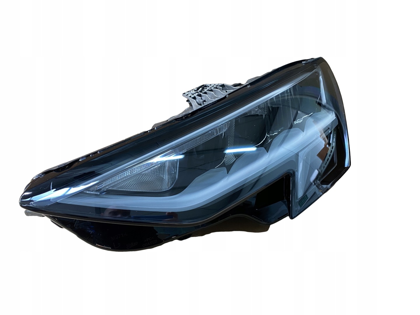 AUDI A3 8Y Licht links LED 8Y0941011