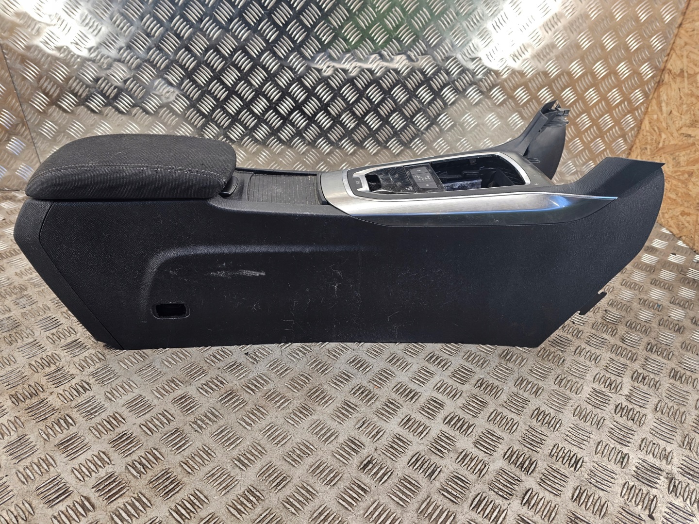 PEUGEOT 308 T9 TUNEL central armrest AUTOMAT