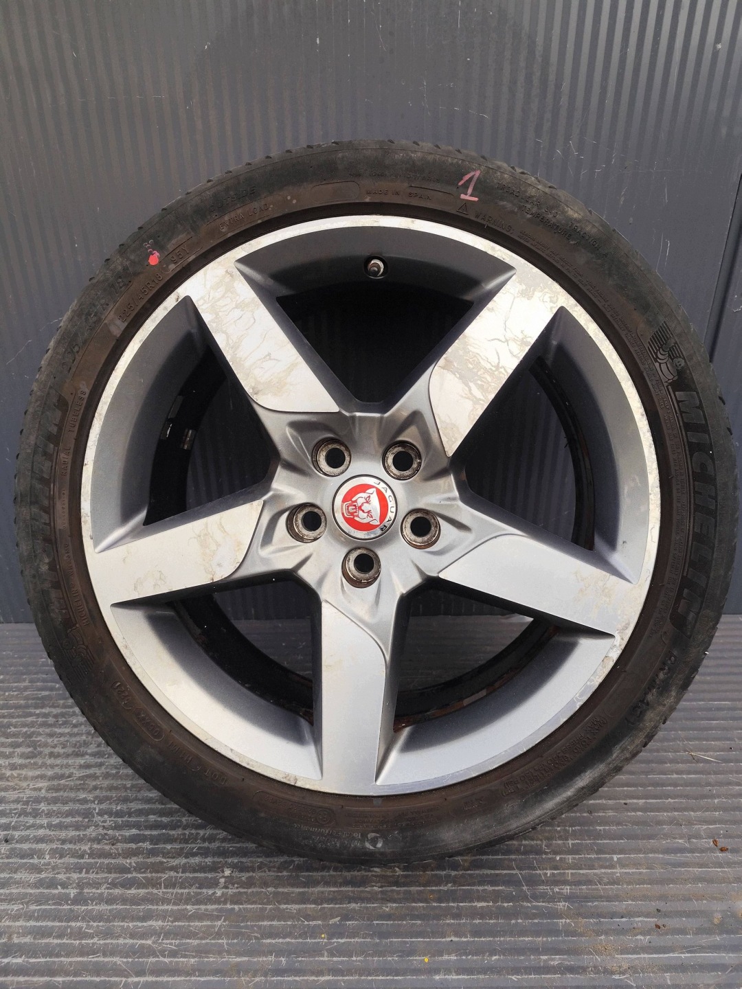 felni 18 Jaguar XE JAGUARXEKOLO