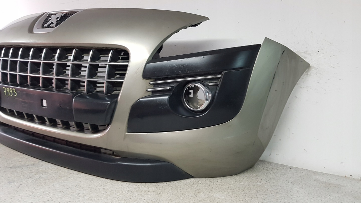 PEUGEOT 3008 2009 - bumper front 7993