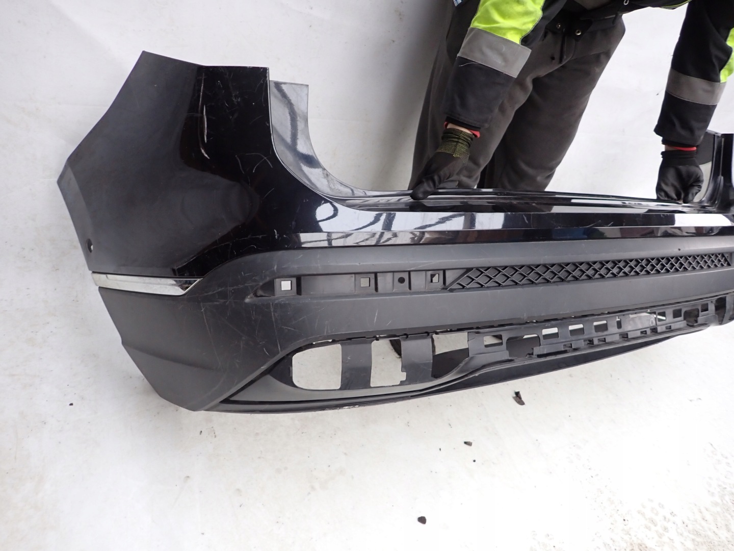 SEAT TARRACO 18- bumper rear part rear 6PDC