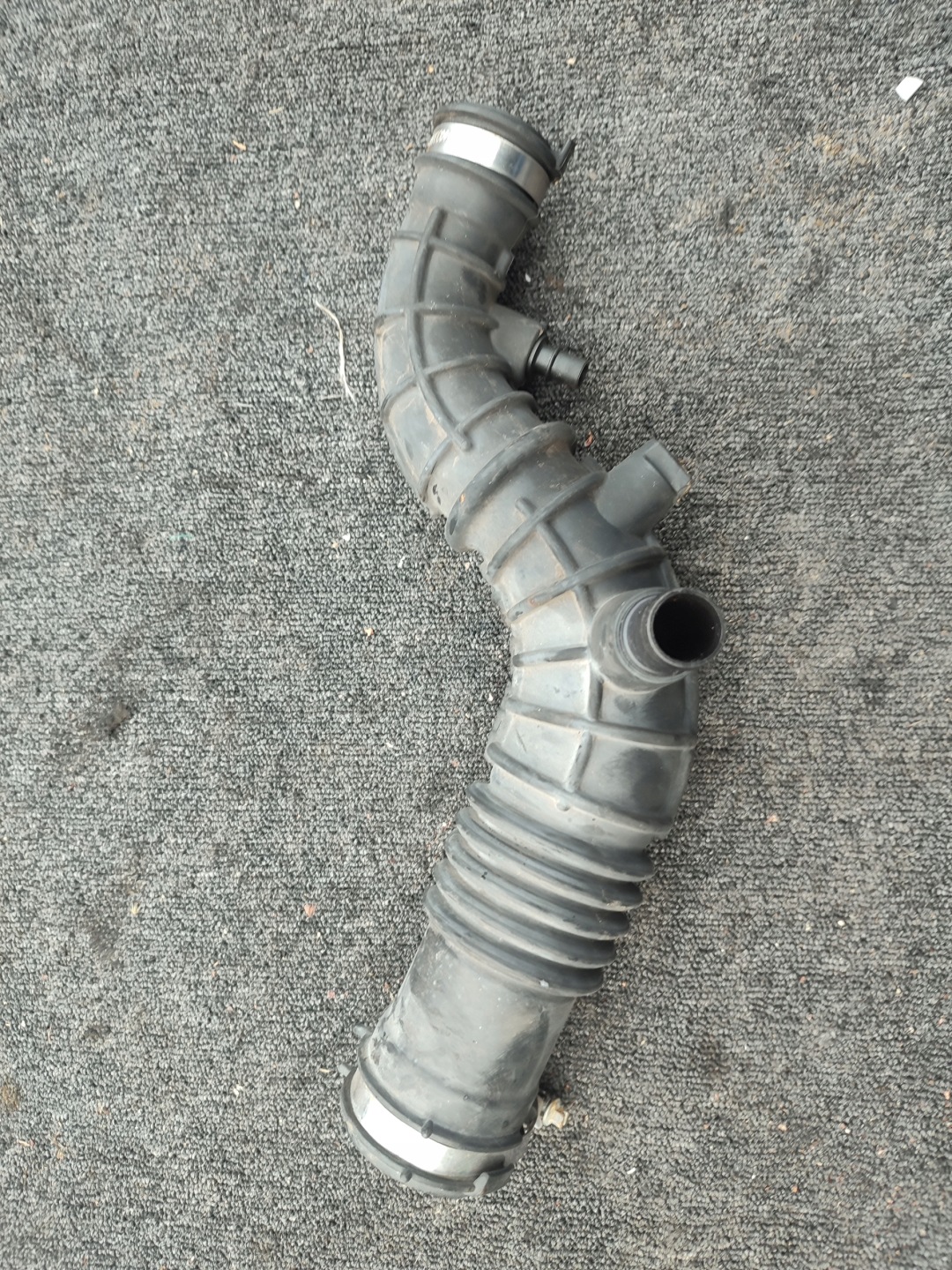 hose air RENAULT MEGANE III 1.2 TCE 165761904R