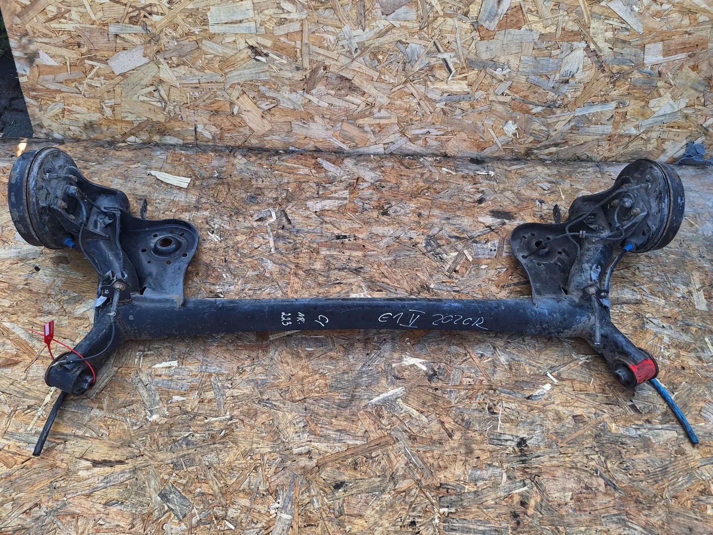 axis rear part Citroen C1 II Peugeot 108 14