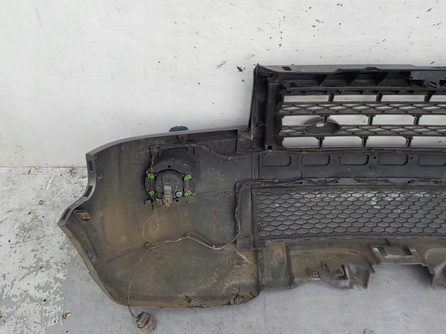 335 LAND ROVER FREELANDER II nárazník předek přední