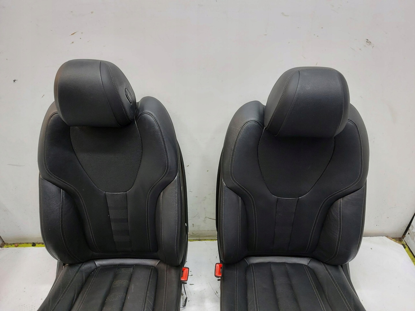 BMW G05 X5 3.0d 2019r KANAPY Sitze vorne heck