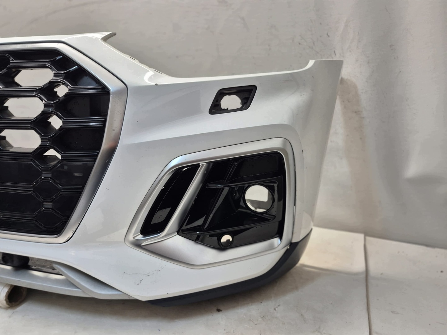 AUDI Q5 II 80A S-LINE LIFT 20- bumper front front SPR PDC 80A807437P