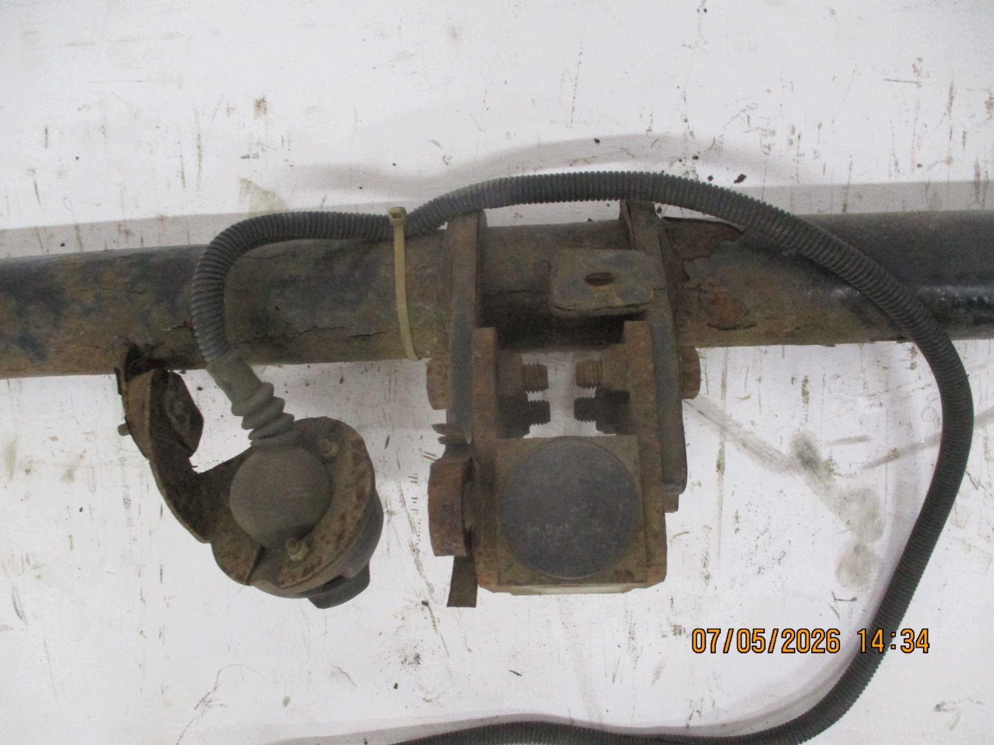 bumper support towing CITROEN BERLINGO PARTNER 9819988680