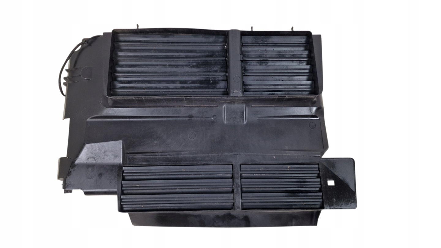 FORD FOCUS MK3 luftführung lenkrad Zufuhr luft BM51-8475-CF