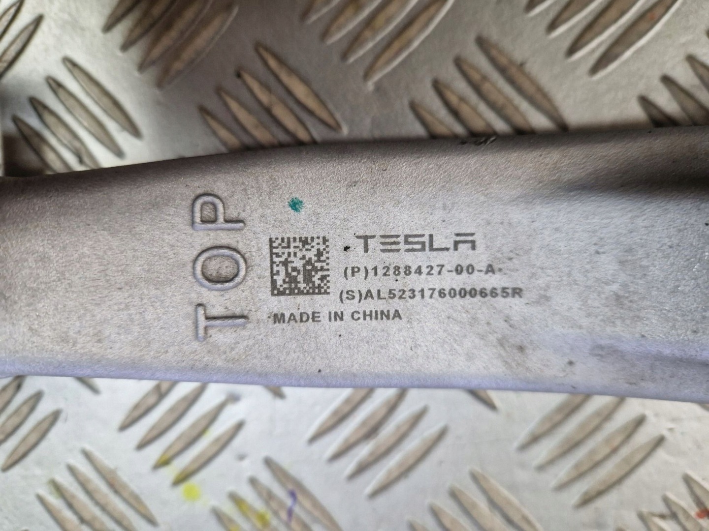 Querlenker hinten TESLA MODEL Y 2020R-> 1288427-00-A