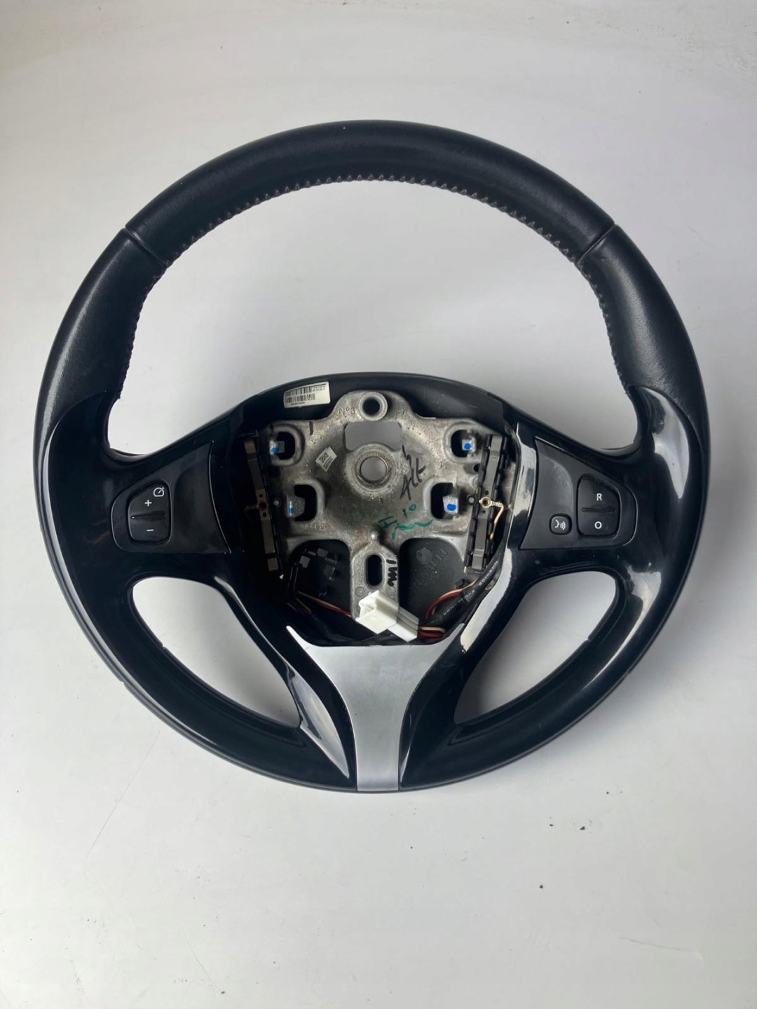 volant MULTIFUNKCJA kůže RENAULT CAPTUR a