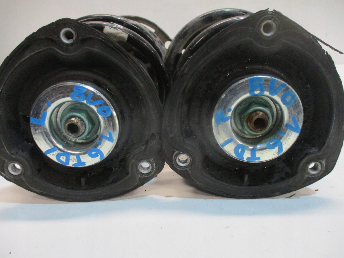shock absorber AUDI A3 8V0 1,6TDI right left