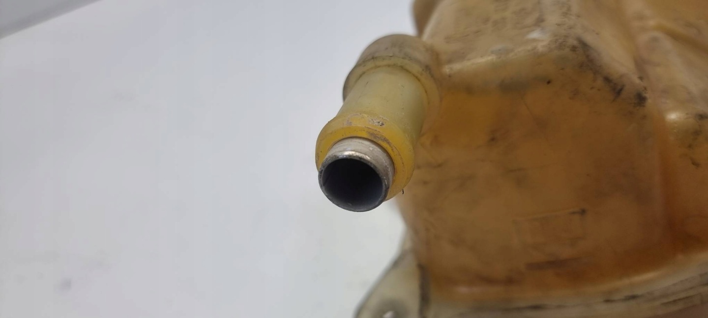 serbatoio LIQUIDO VOLKSWAGEN PASSAT B5