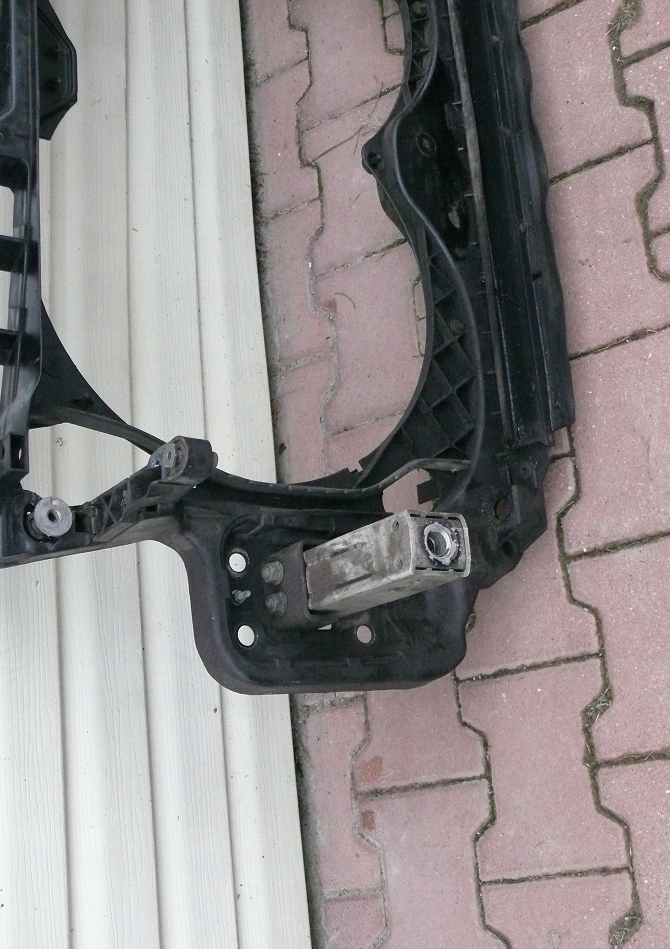 support panel for radiators pillar iron tips AUDI A6 C6 3.0 TDI 220KM BMK 04-08r.