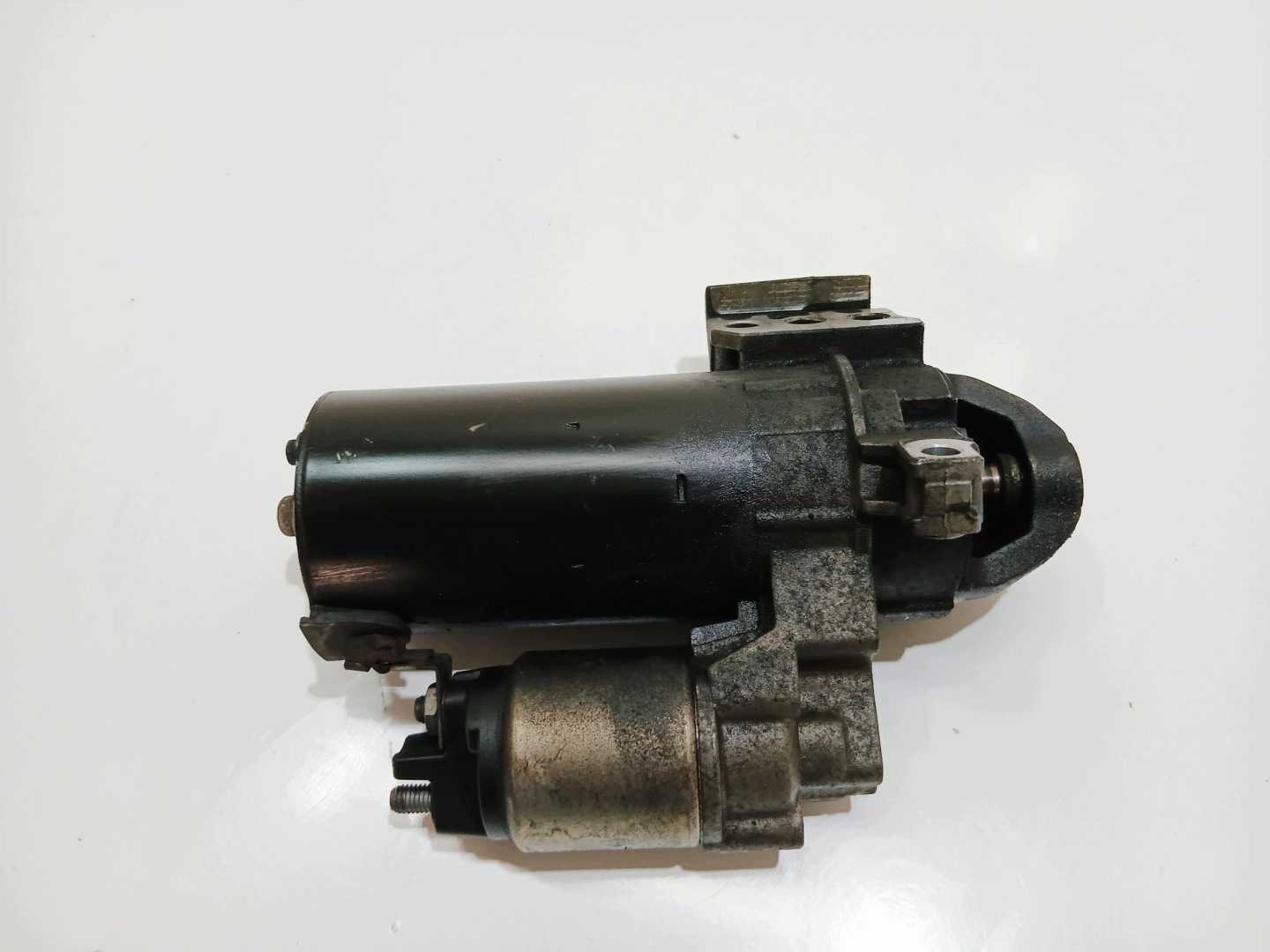 startér BMW E60 E61 N47D20A 2.0D 7801203 (0001006) OE