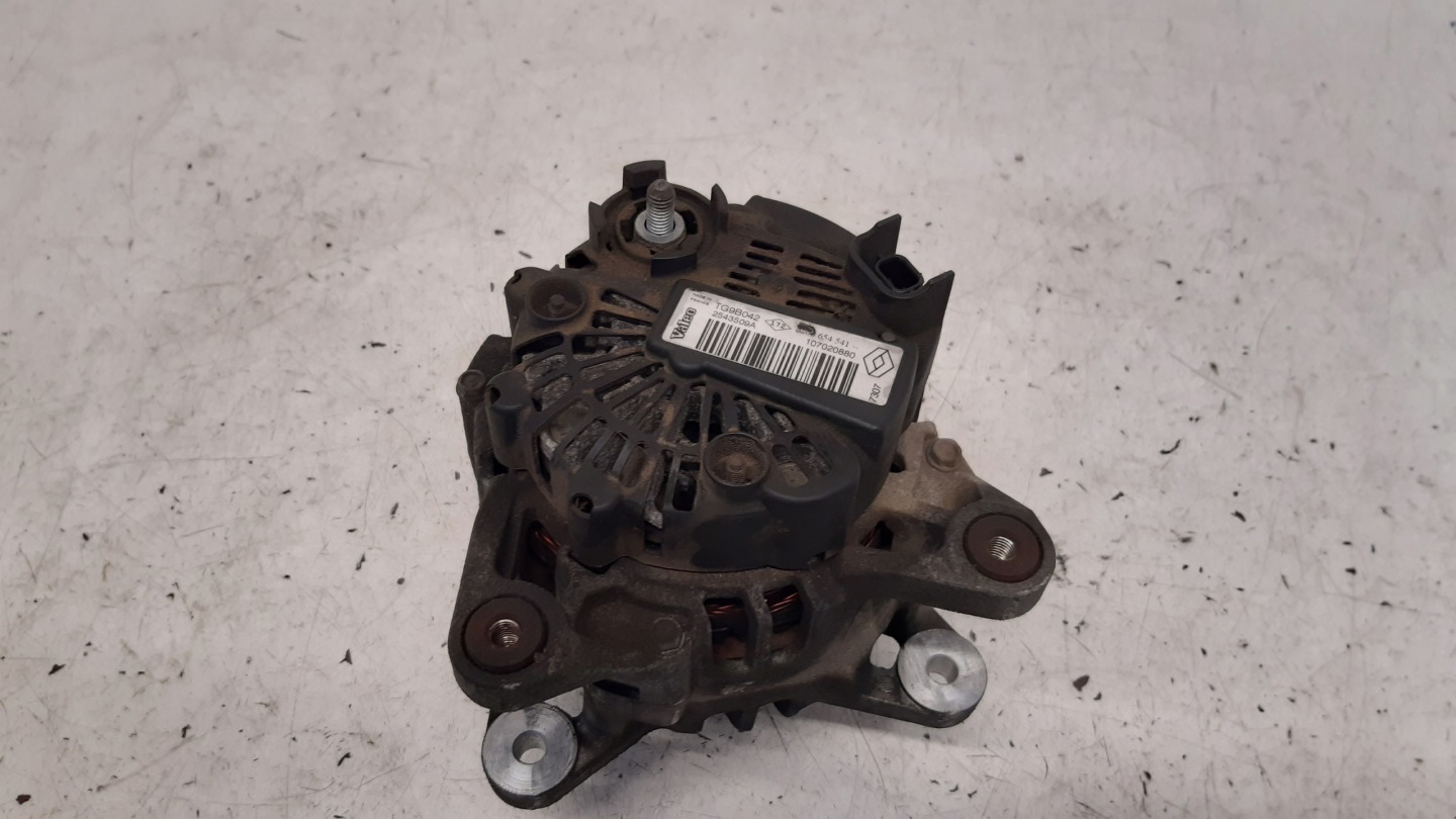 Alternator 107020880 Renault Clio III