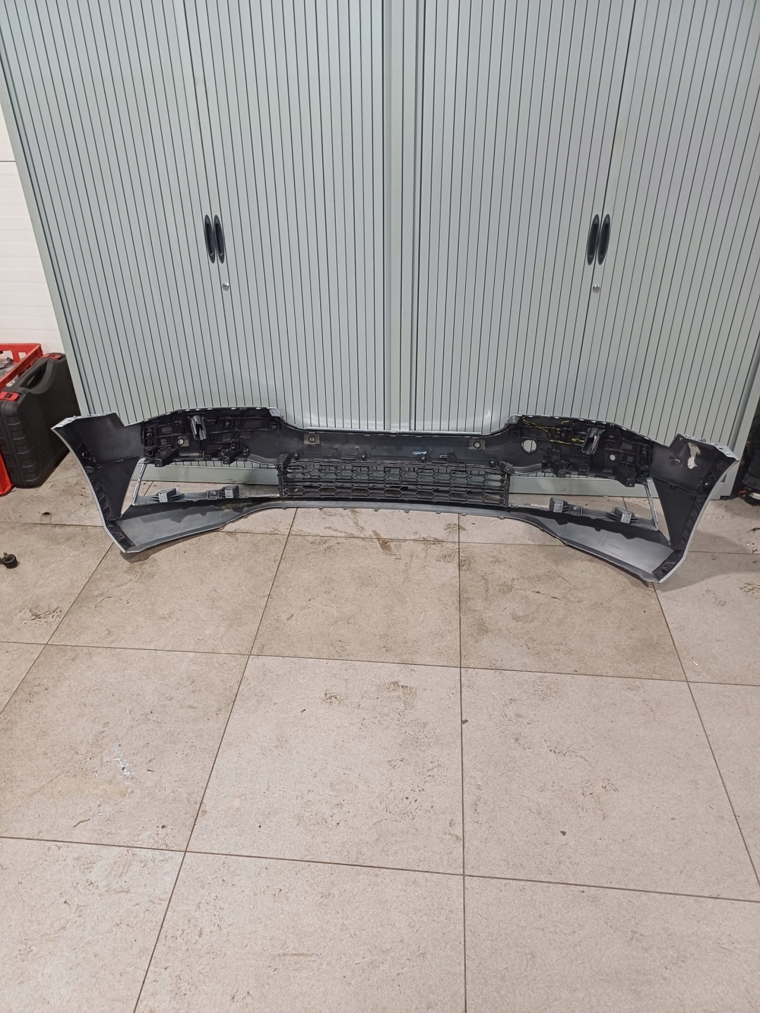 bumper front front SKODA SUPERB 3 III LIFT 19R- 3V0807221F 6 X PDC