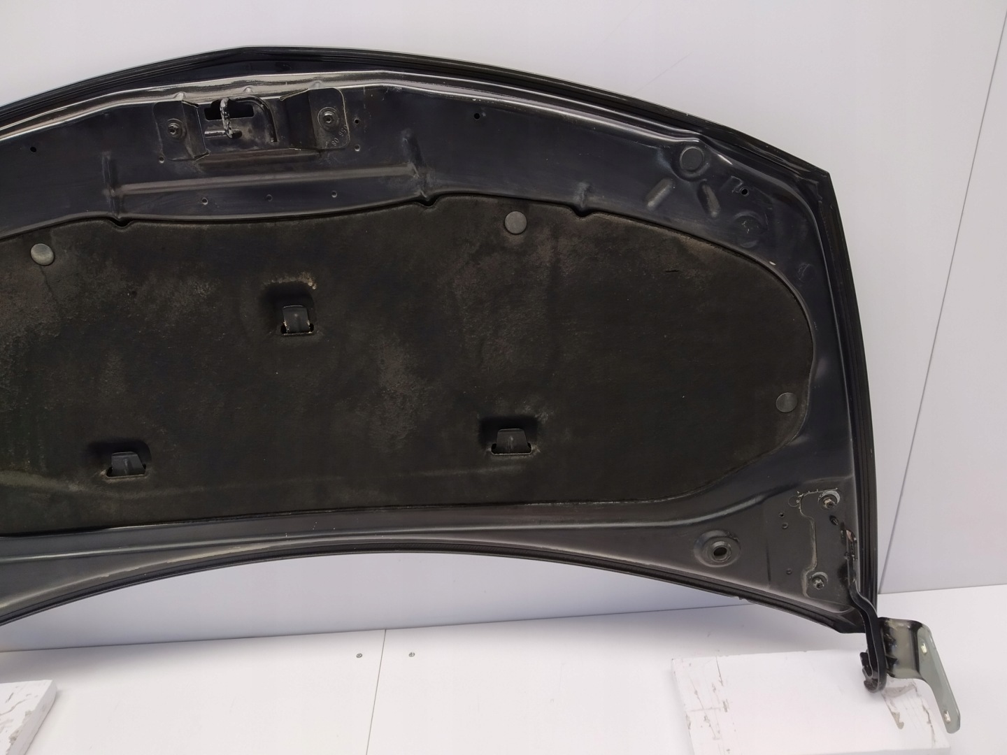 Renault Clio III bonnet front hinges wyciszenie black