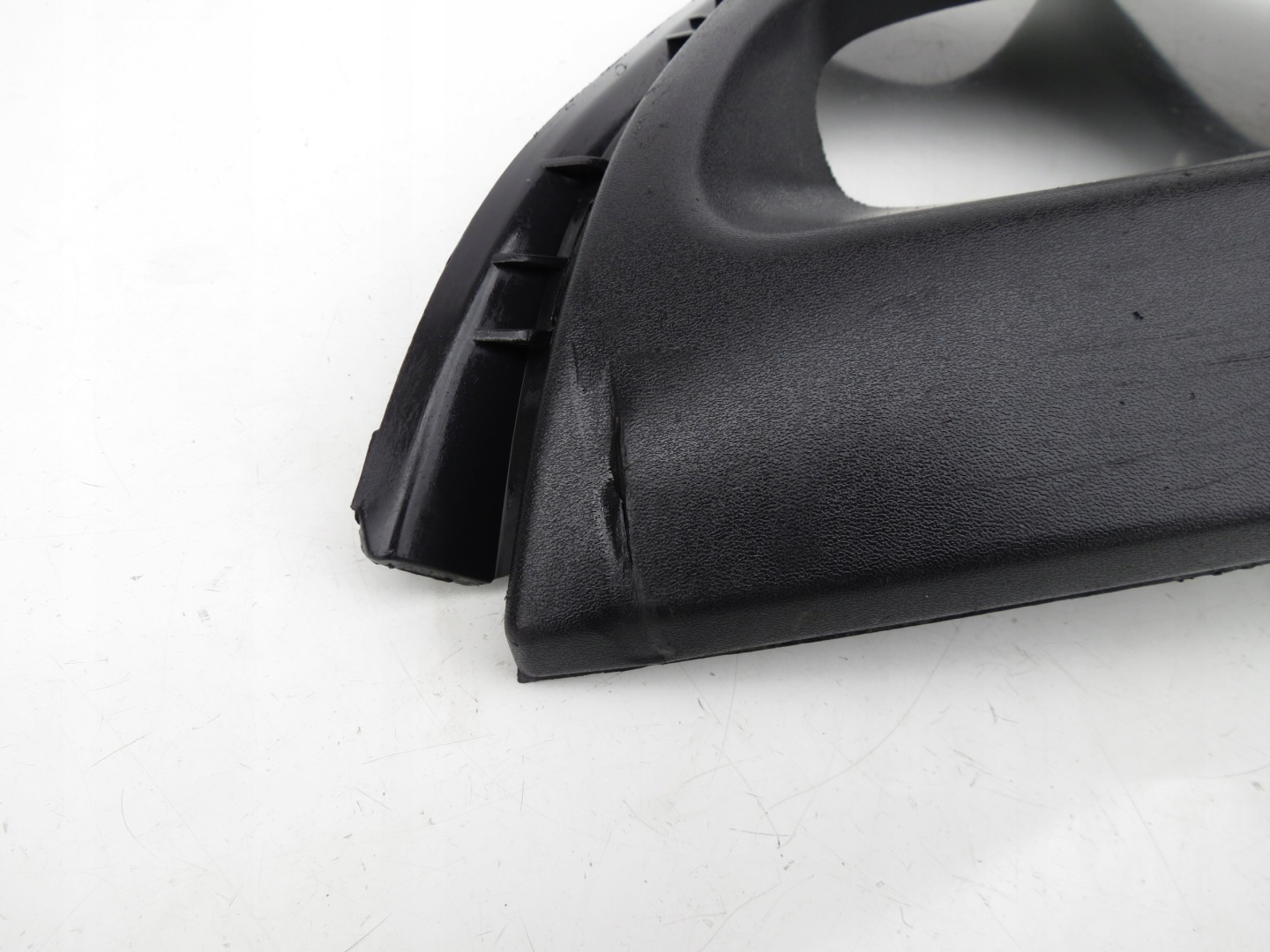 corner side of a bumper right front front 30678951 VOLVO XC90 and