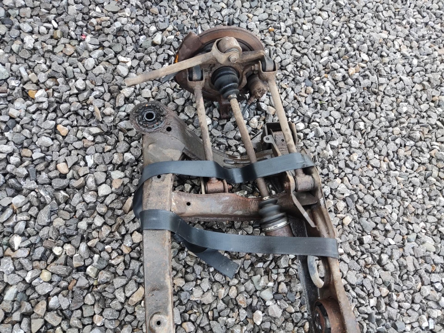 axle beam axis sider rear part rear semi-axis LEXUS RX II hybrid 2003-2008