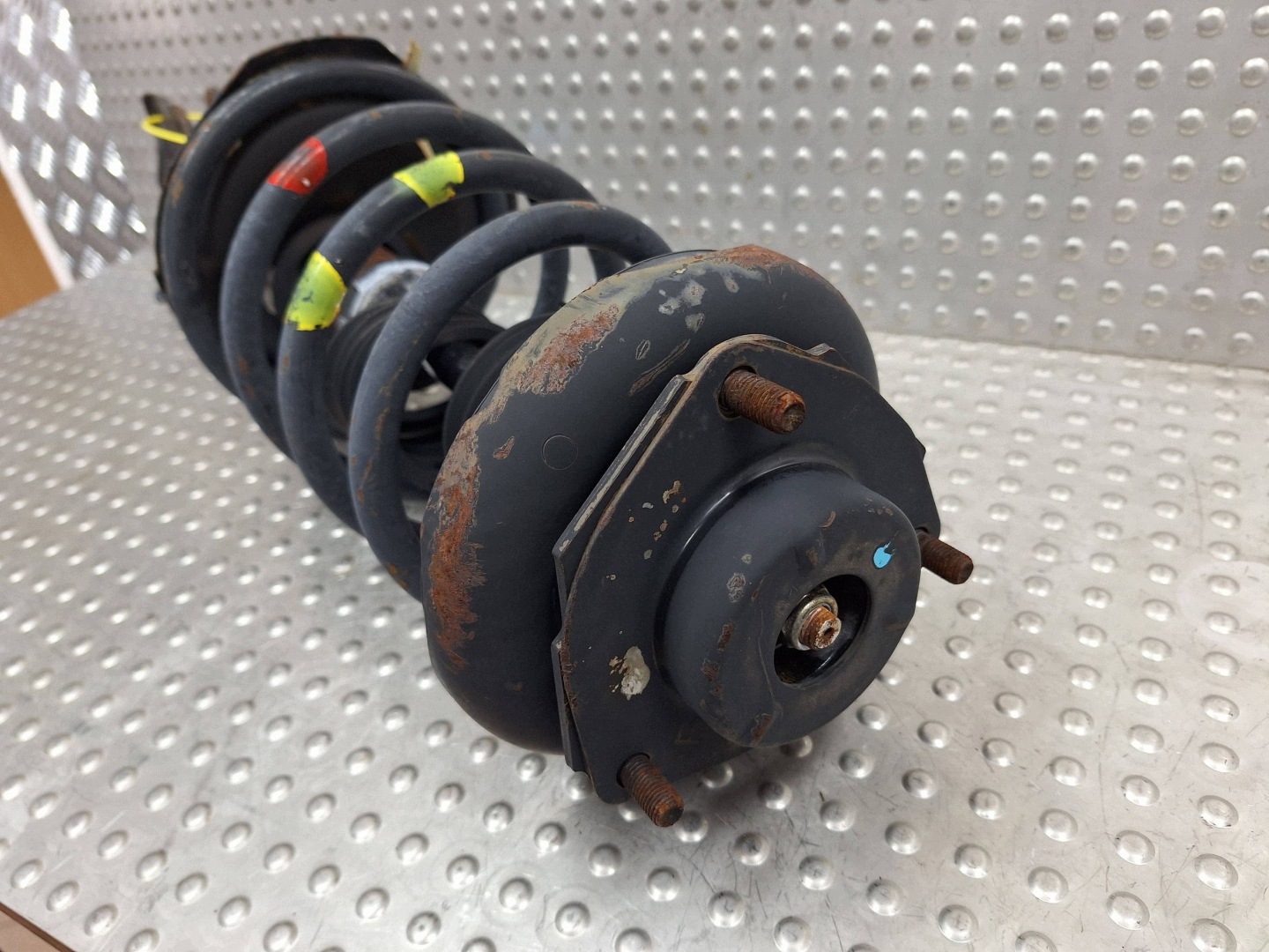 lengéscsillapító bal eleje NISSAN X-TRAIL T30 01-07 32-M28-A