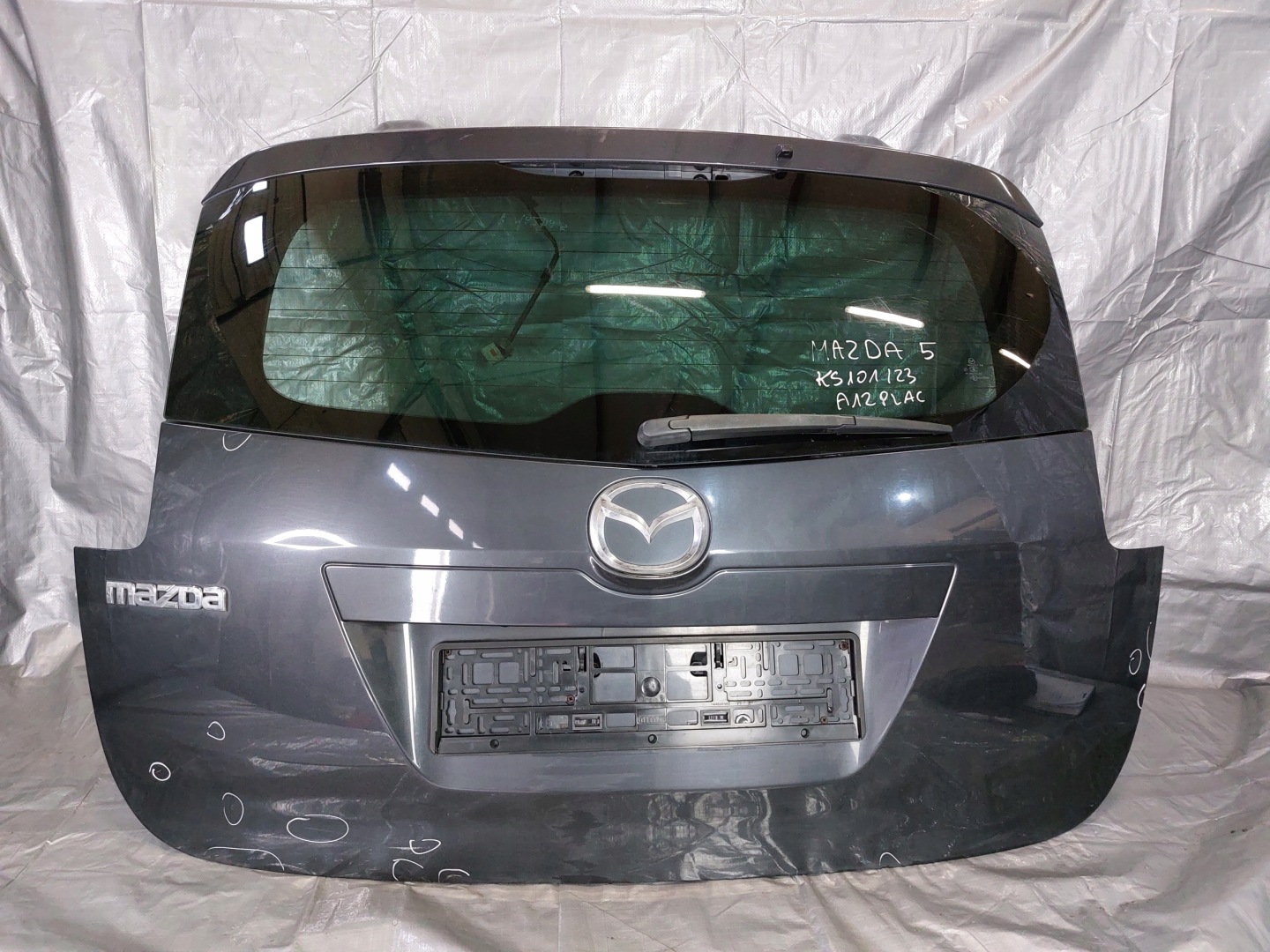 trunk door boot MAZDA 5