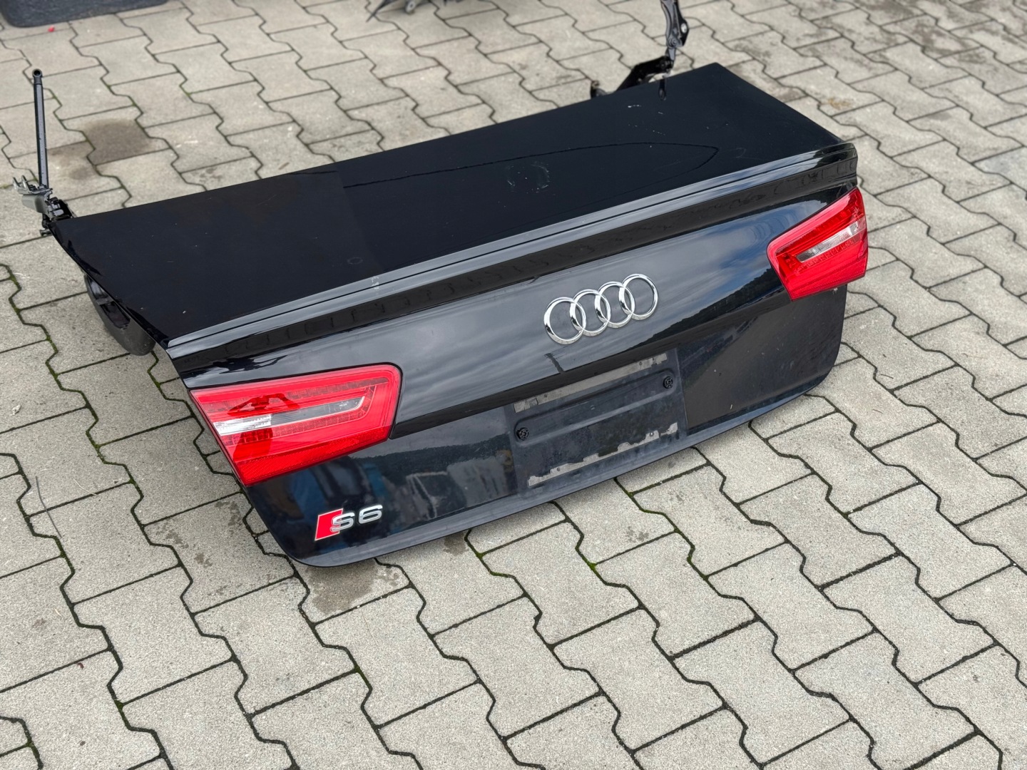 boot door boot AUDI S6 C7 complete lights LED (pasuje a6 c7) sedan!