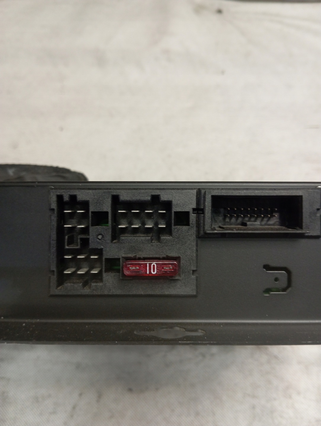 amplifier AUDIO VOLVO 7607005301