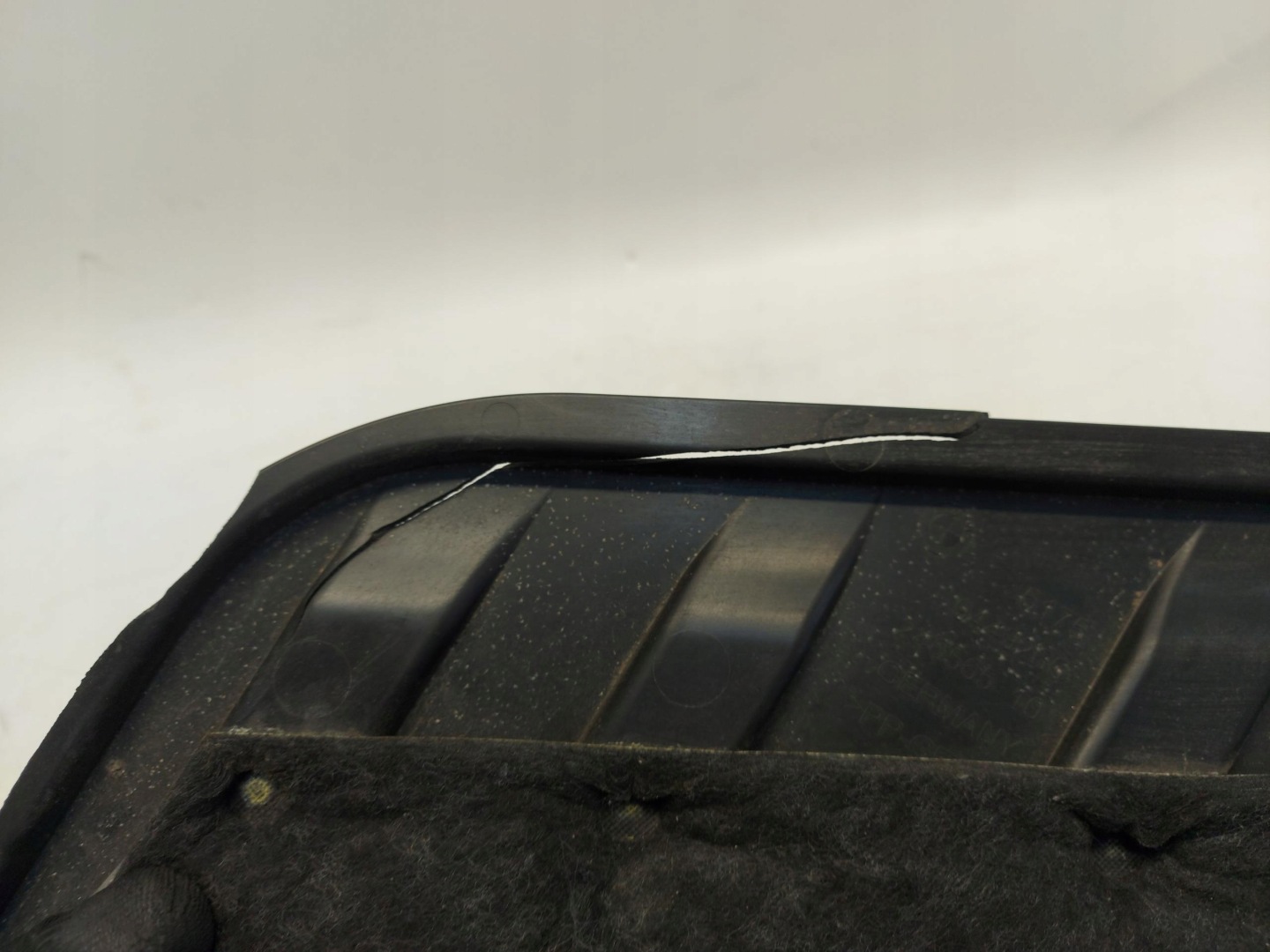 BMW 5 G60 530E x-drive cover chassis left 9449265