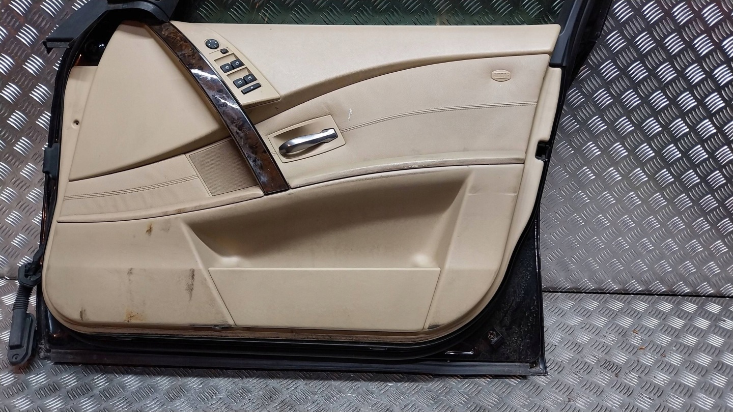 dveře předek pravé BMW 5 E60 E61 03