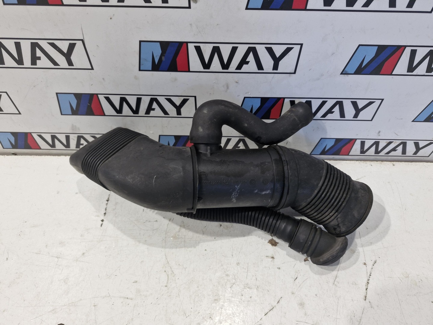 7786221 BMW E39 rohr ansaugrohr schlauch luft
