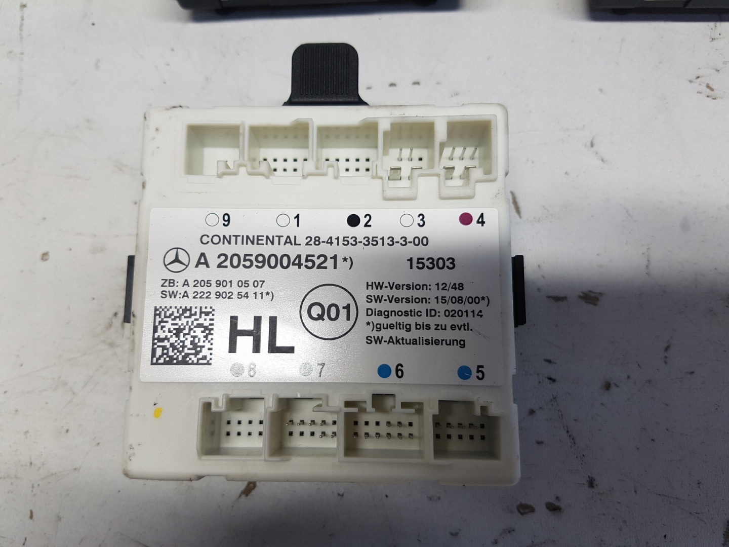 MERCEDES W205 module control unit door left rear part