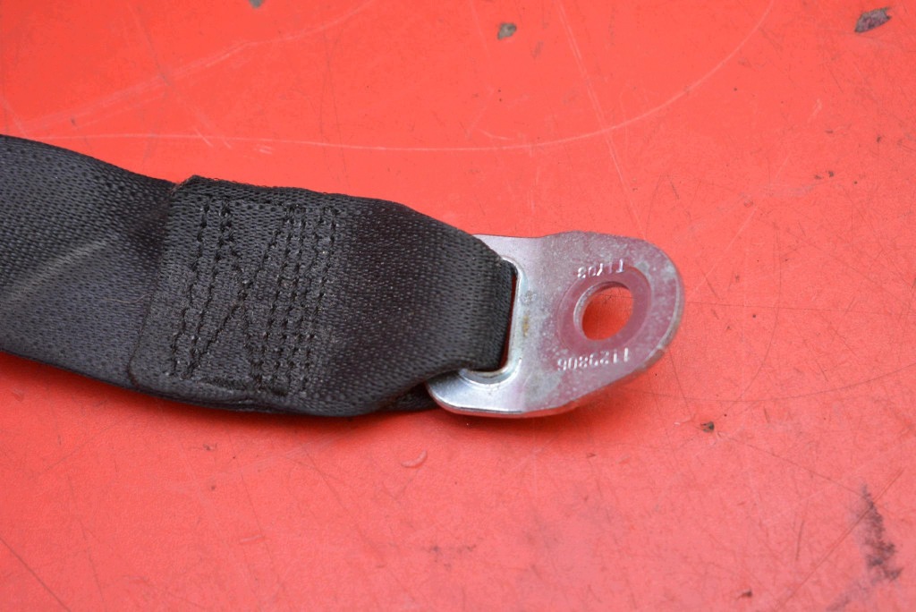 Gurten Sicherheits links heck EU 73370-02241 TOYOTA COROLLA E21 18-25