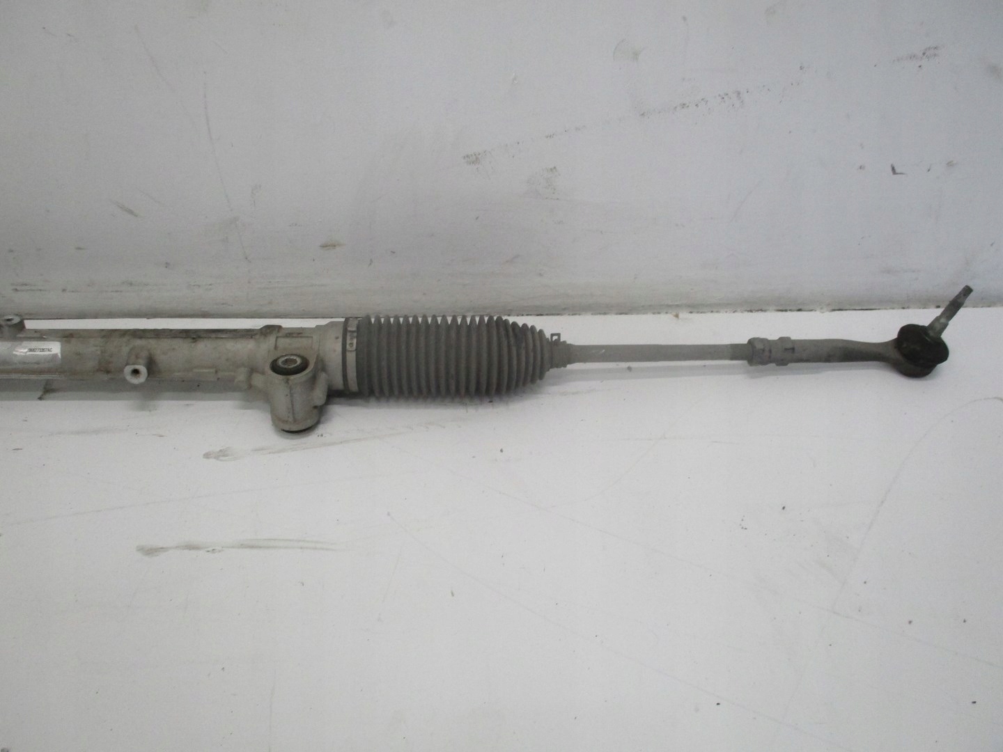 BOÎTER DIRECTION JEEP COMPASS 068273357AC