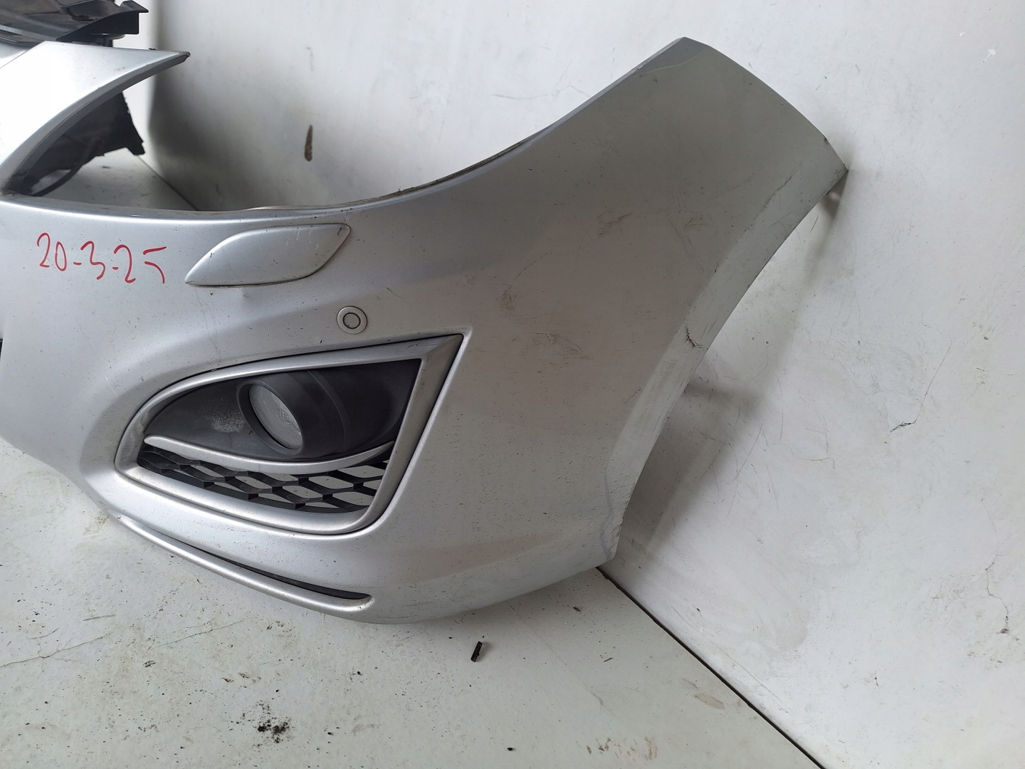 MAZDA 6 GH LIFT 10-12 bumper XENON + PDC