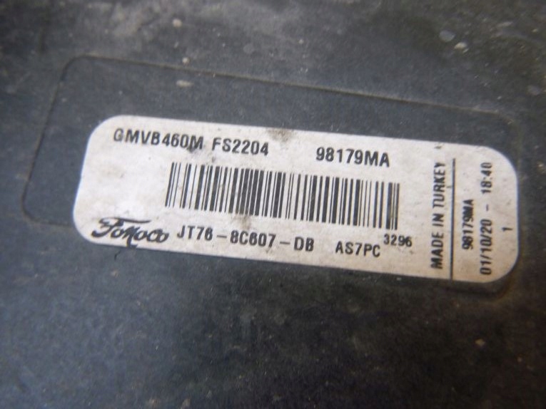 FORD FIESTA VII MK8 PUMA 17- ventilátor chladiče