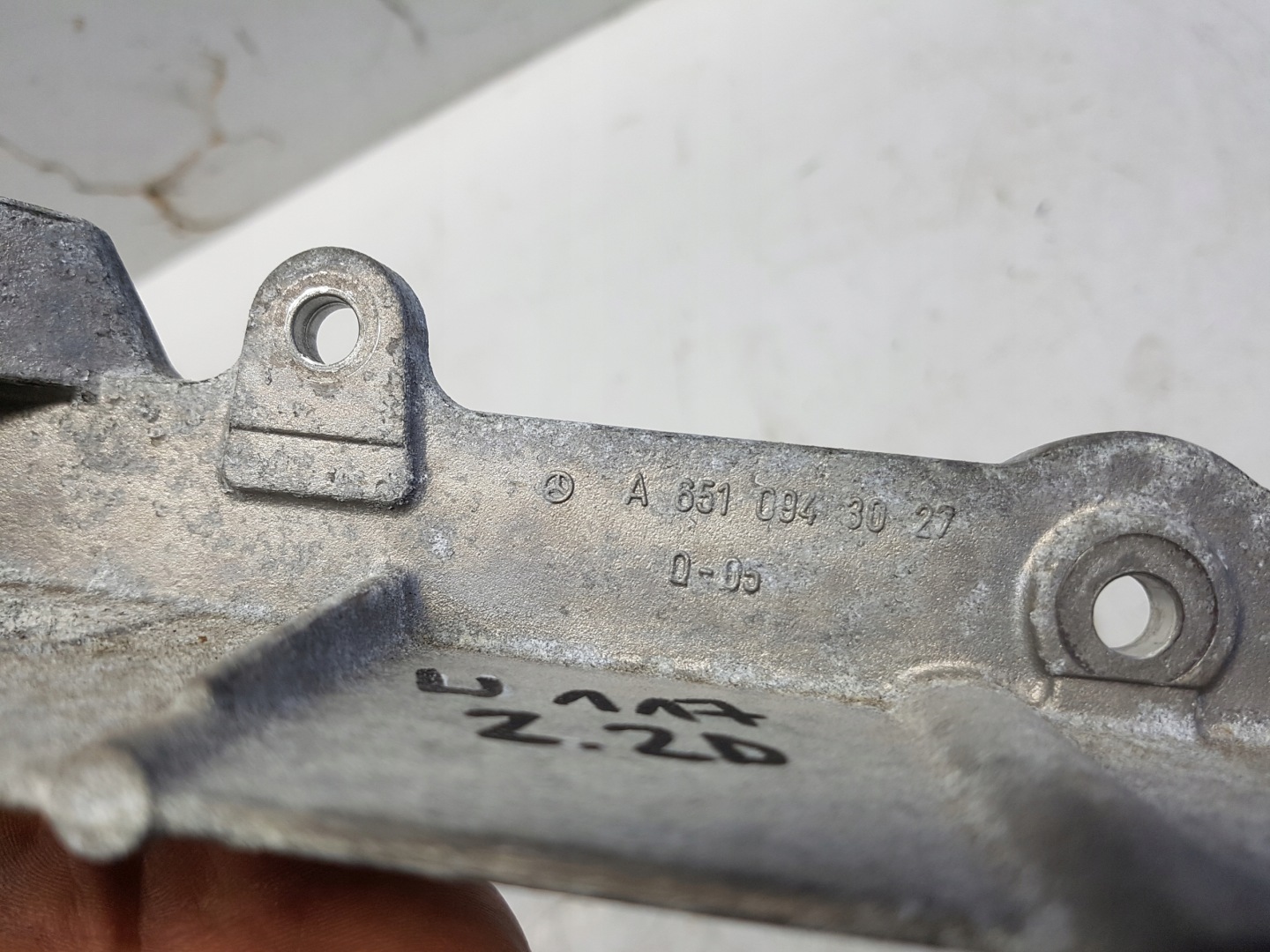 MERCEDES W117 W176 2.2 CDI egr ventil držák