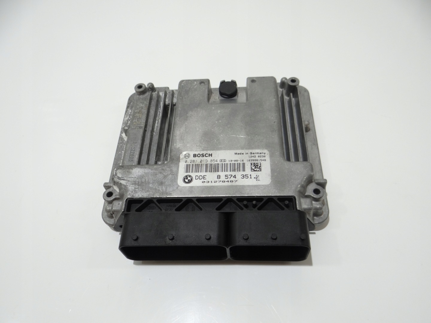 computer control unit of the engine BMW X1 E84 LCI N47 2.0D 8574351