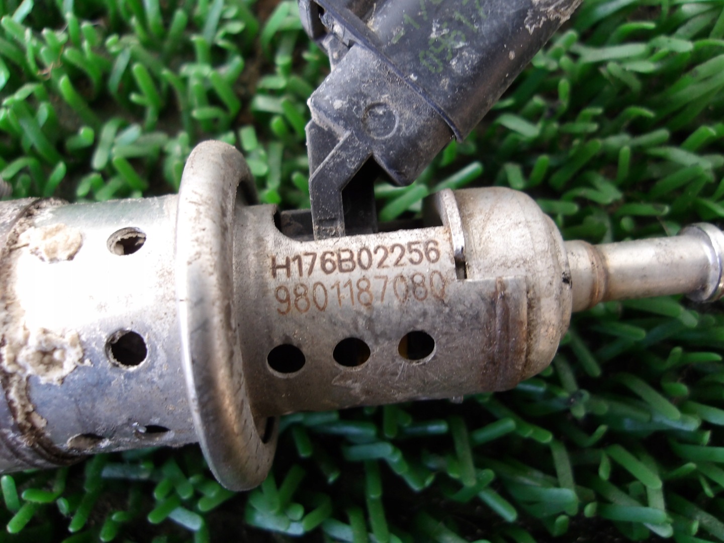 CITROEN PEUGEOT 2.0 E-HDI injector ADBLUE OE