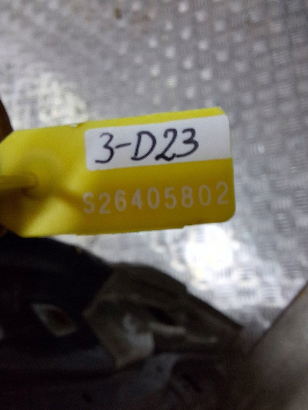 Tür heck links MITSUBISHI L200 96-06