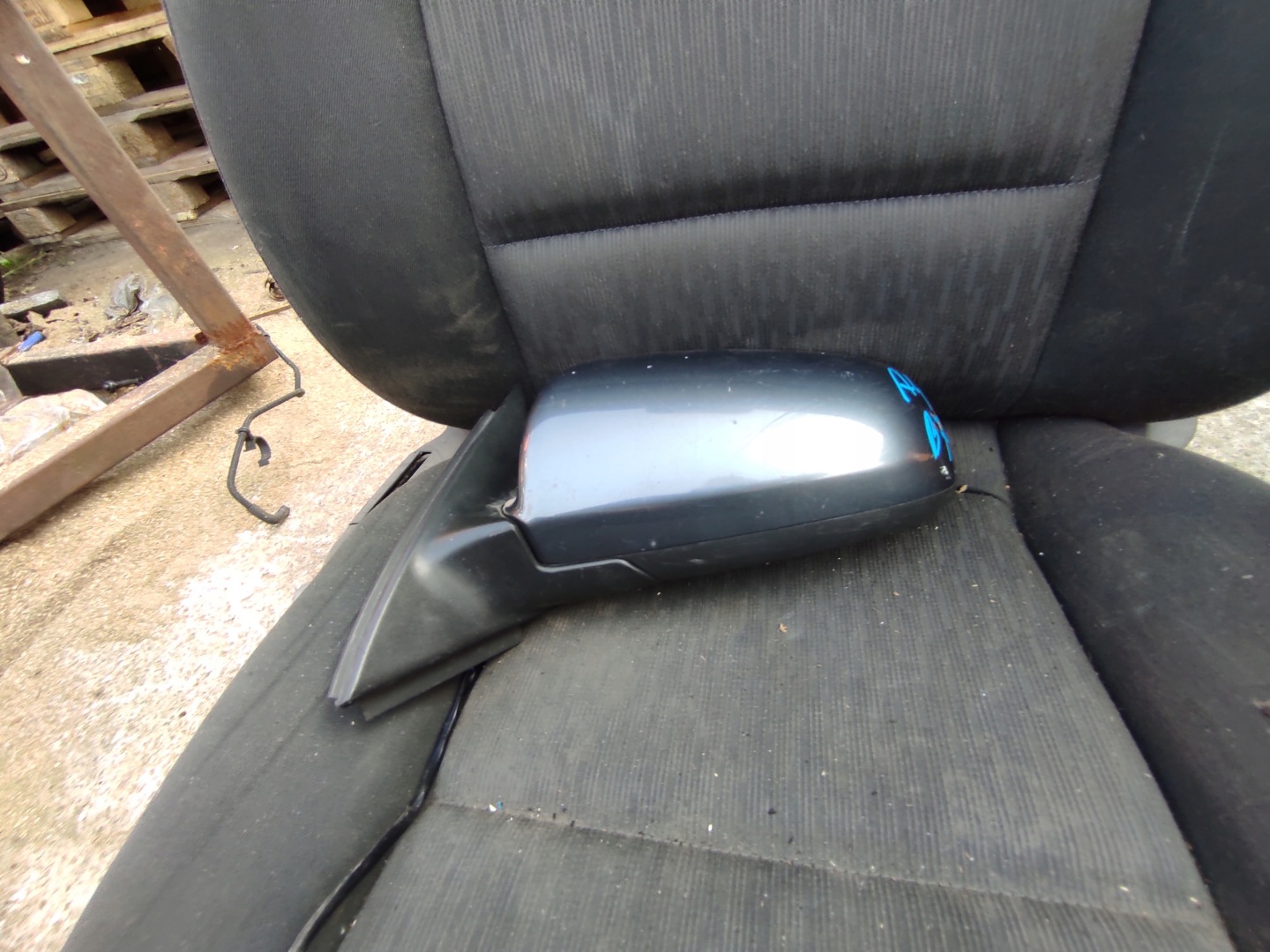 mirror left audi a4 b7 5 pin europa
