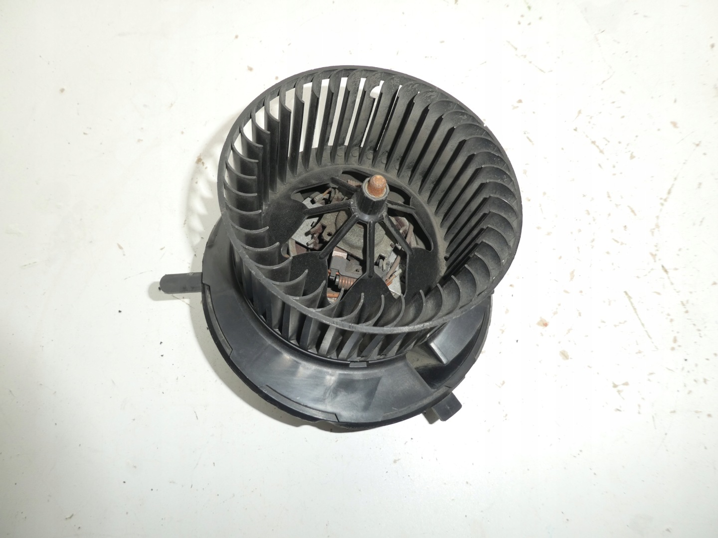 DMUCHAWA luft des lüfters VW PASSAT CC 1K1819015C