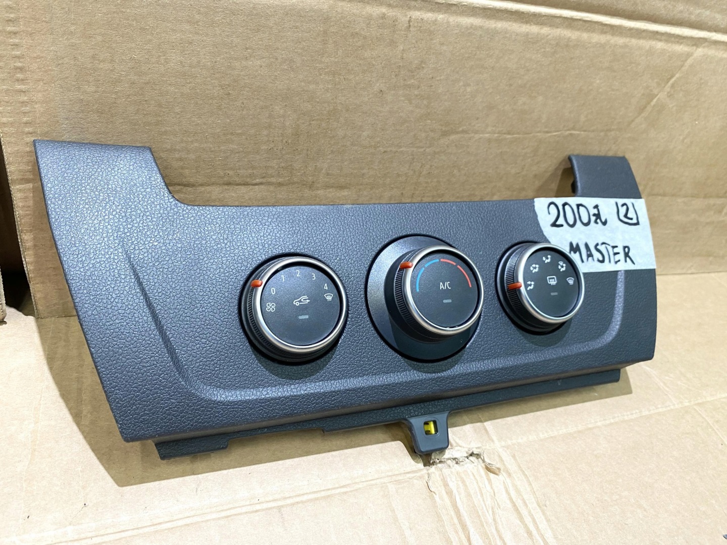 MASTER 3 MOVANO NV400 10- PANEL BOCCHETTE Controllo NAWIEWEM e KLIMATYZACJA