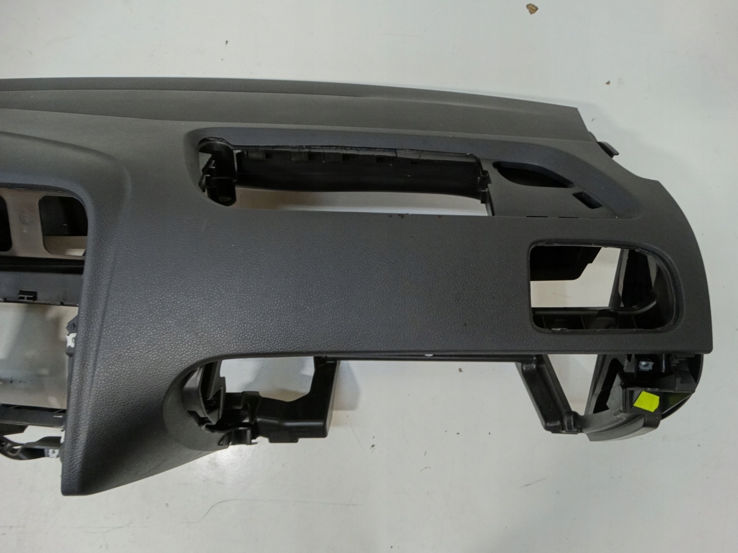 dashboard instrument panel console VW POLO 6R 6R1857001AC