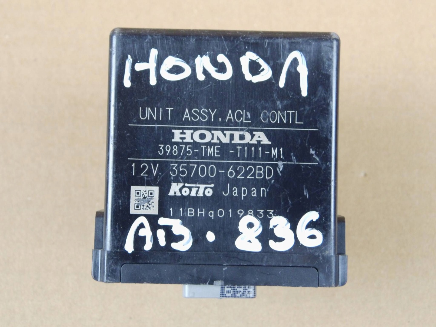 Honda CR-V CRV V module computer control unit 39875-TME-T111-M1
