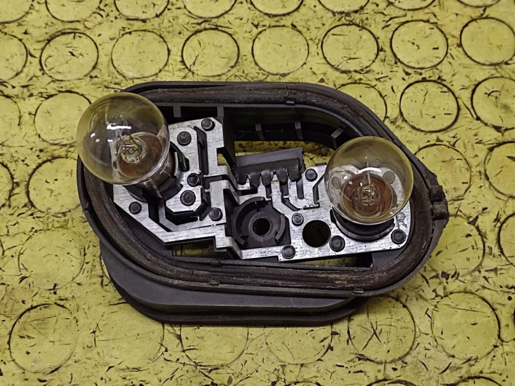 SEAT IBIZA III light right rear part